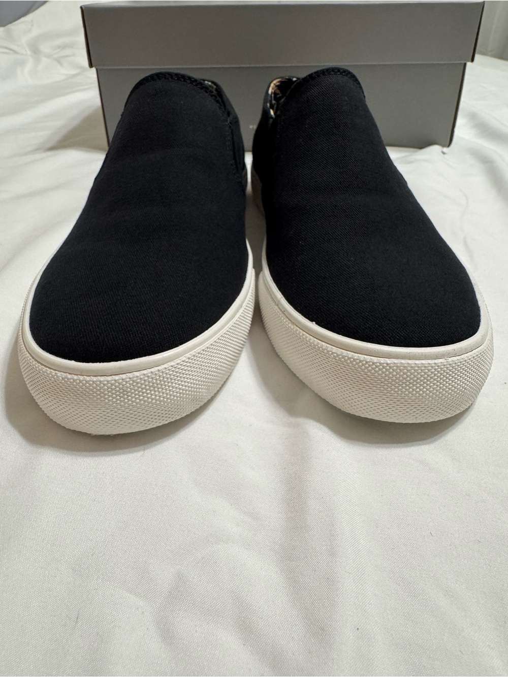 Vionic Black Slip-On Canvas Flats with Tropical Lining - Picture 5 of 9